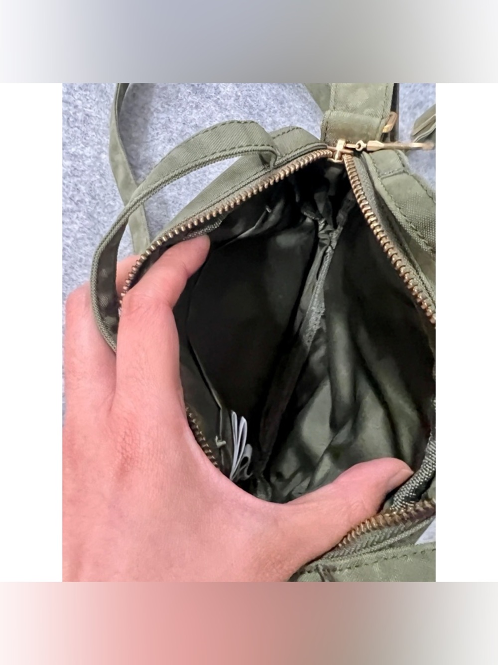 Herschel Supply Co mini Orion green adjustable crossbody bag EUC - Picture 16 of 17